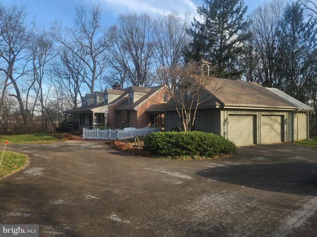 827 HORNIG RD, Lancaster, PA 17601