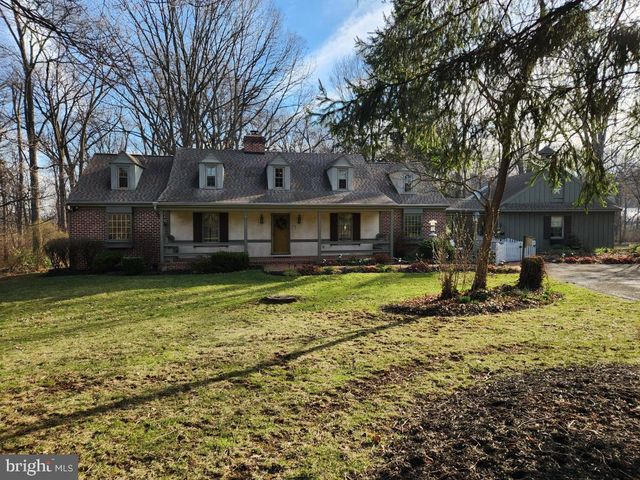 827 HORNIG RD, Lancaster, PA 17601