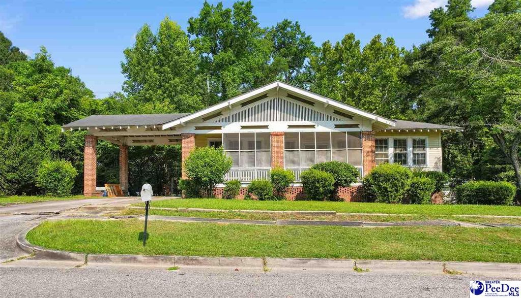120 Rodgers Avenue, Lake City, SC 29560