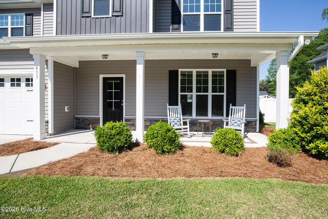 411 Jasmine Way, Burgaw, NC 28425