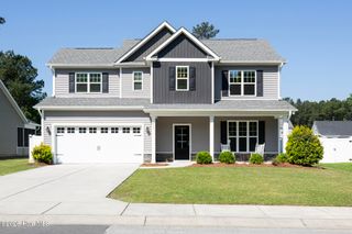 411 Jasmine Way, Burgaw, NC 28425