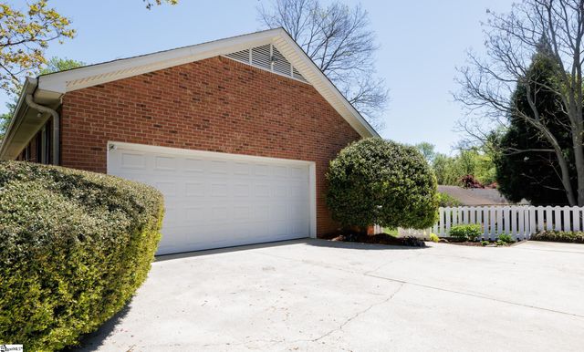 512 Devenger Road, Greer, SC 29650