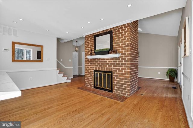 2599 TREE HOUSE DR, Woodbridge, VA 22192