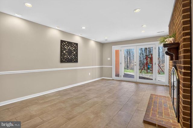 2599 TREE HOUSE DR, Woodbridge, VA 22192