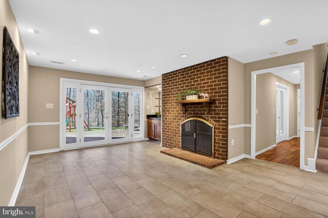 2599 TREE HOUSE DR, Woodbridge, VA 22192