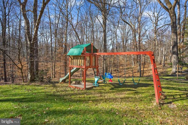 2599 TREE HOUSE DR, Woodbridge, VA 22192