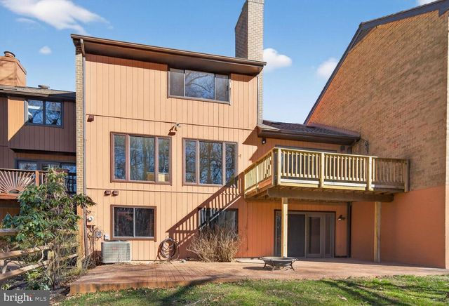 2599 TREE HOUSE DR, Woodbridge, VA 22192