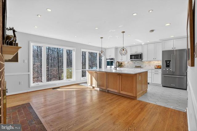 2599 TREE HOUSE DR, Woodbridge, VA 22192