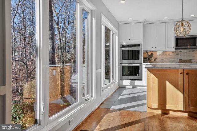 2599 TREE HOUSE DR, Woodbridge, VA 22192