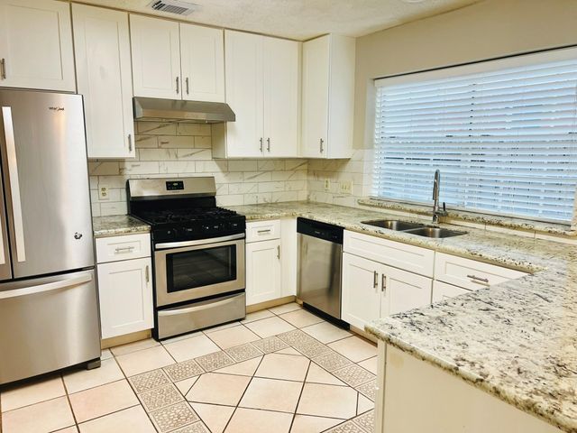 3334 Oak Branch Lane, Sugar Land, TX 77479