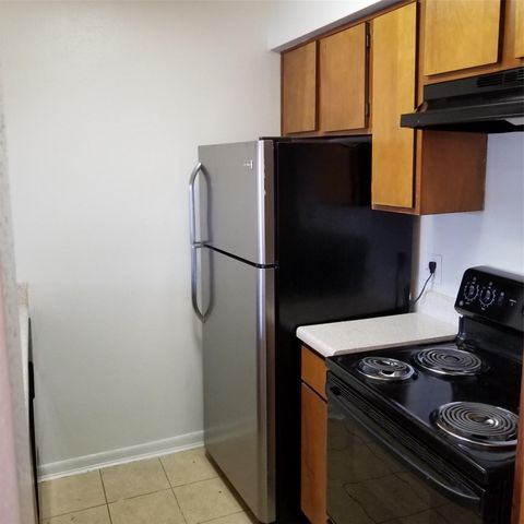 3015 Walnut Bend Lane 33, Houston, TX 77042