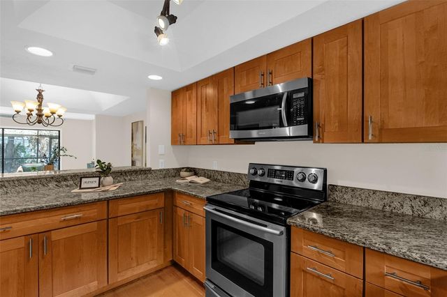 340 KILLARNEY BAY COURT 4-4, Winter Park, FL 32789