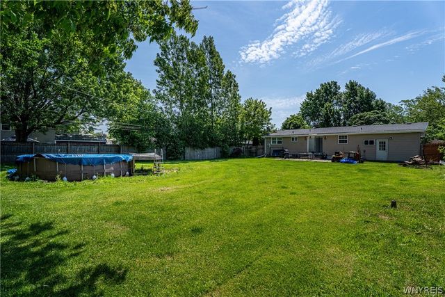 15 Hillcrest Drive, Amherst, NY 14226