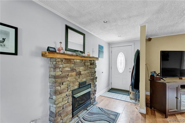 15 Hillcrest Drive, Amherst, NY 14226