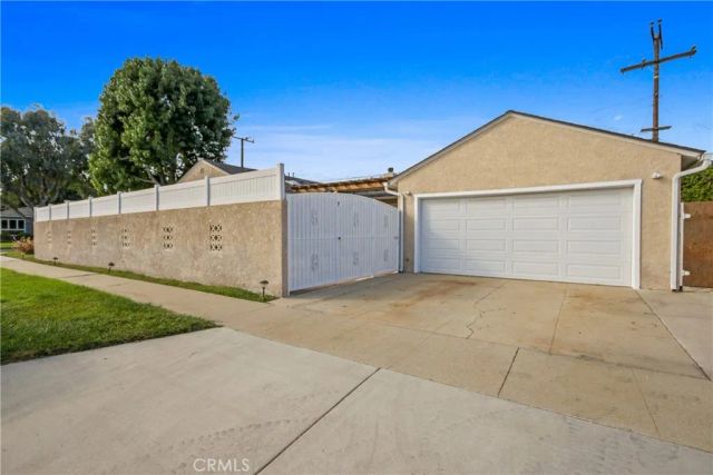 2400 Quincy, Long Beach, CA 90815