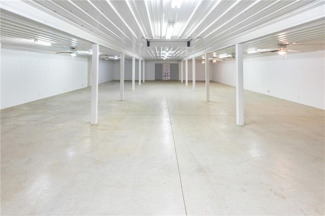 64 SW 401st Road, Centerview, MO 64019