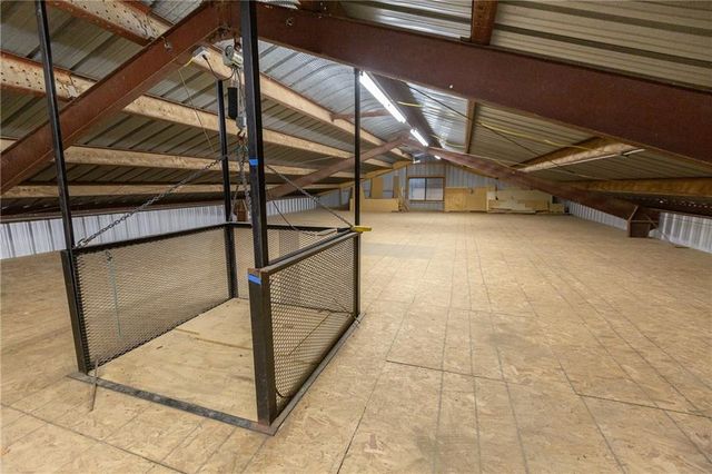 64 SW 401st Road, Centerview, MO 64019