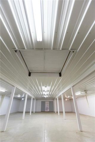 64 SW 401st Road, Centerview, MO 64019