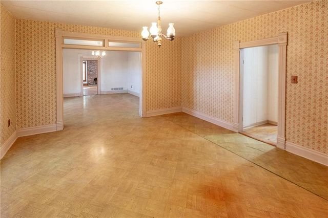 64 SW 401st Road, Centerview, MO 64019