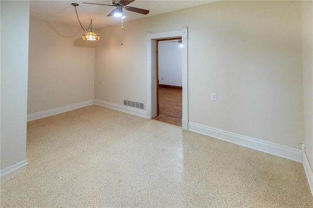 64 SW 401st Road, Centerview, MO 64019