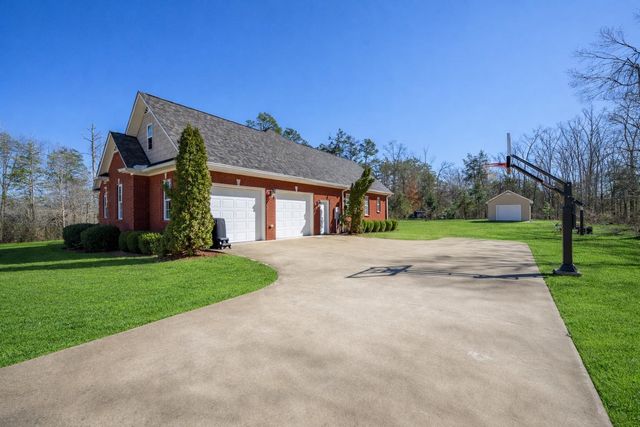 125 BRECKENRIDGE LN, Savannah, TN 38372