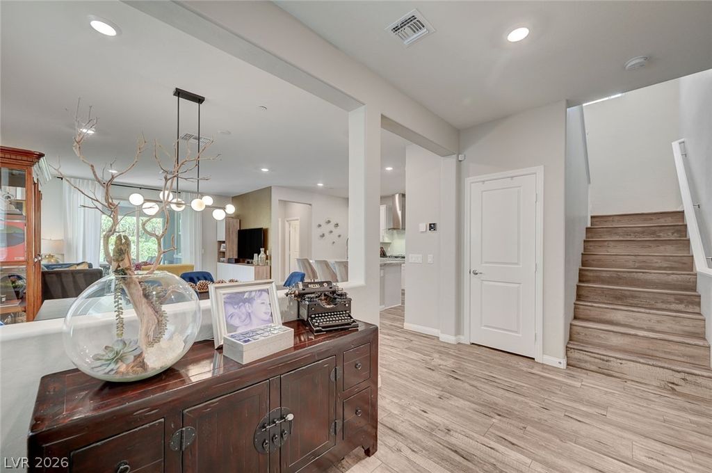 373 Purple Sandpiper Street, Las Vegas, NV 89138 — photo 2