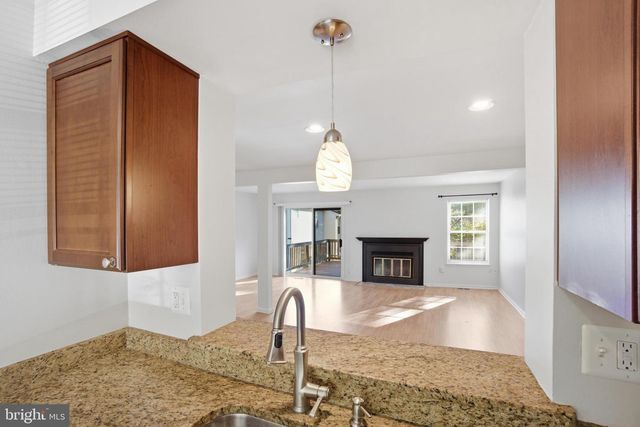 10352 COLLEGE SQ, Columbia, MD 21044