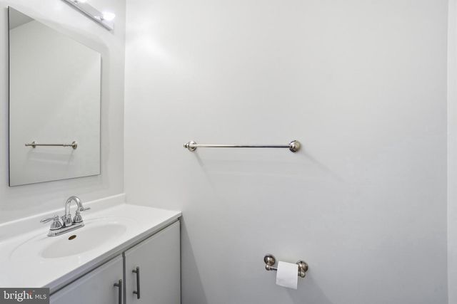 10352 COLLEGE SQ, Columbia, MD 21044