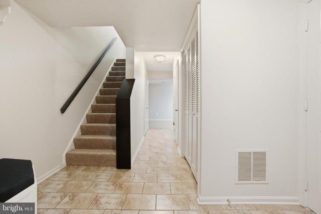 10352 COLLEGE SQ, Columbia, MD 21044