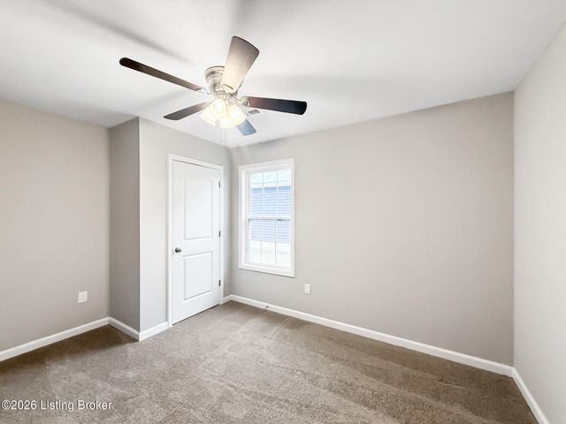 203 Charles Carr Dr, Harrodsburg, KY 40330