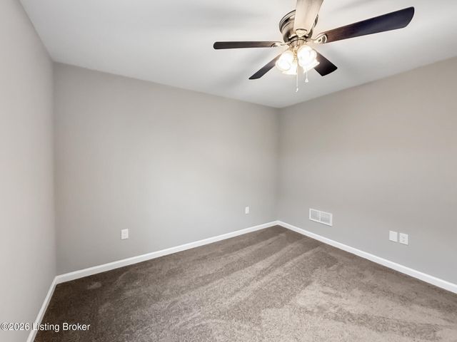 203 Charles Carr Dr, Harrodsburg, KY 40330