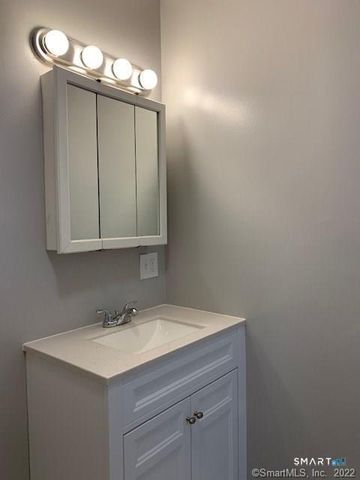 15 Krakow Street A, Derby, CT 06418