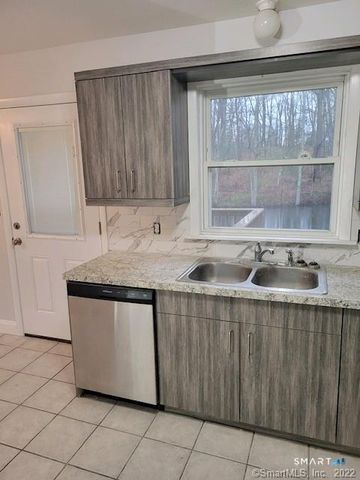 15 Krakow Street A, Derby, CT 06418