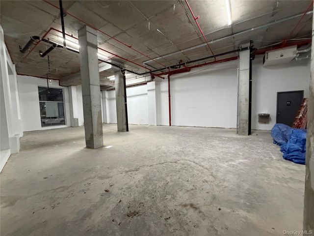 150-23 Barclay Avenue S3, Flushing, NY 11355