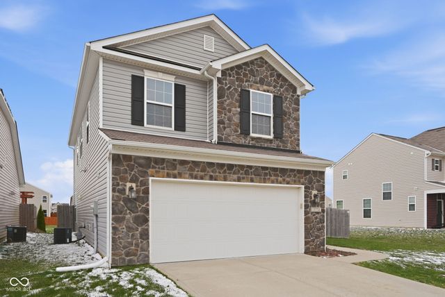 5774 Bluff View Lane, Whitestown, IN 46075