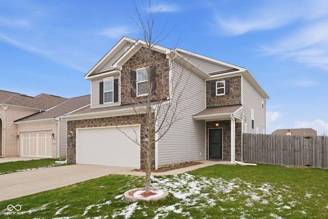 5774 Bluff View Lane, Whitestown, IN 46075