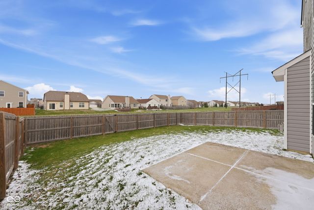 5774 Bluff View Lane, Whitestown, IN 46075