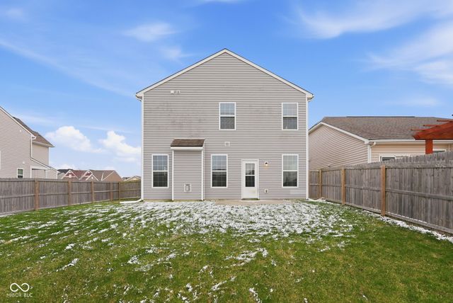 5774 Bluff View Lane, Whitestown, IN 46075