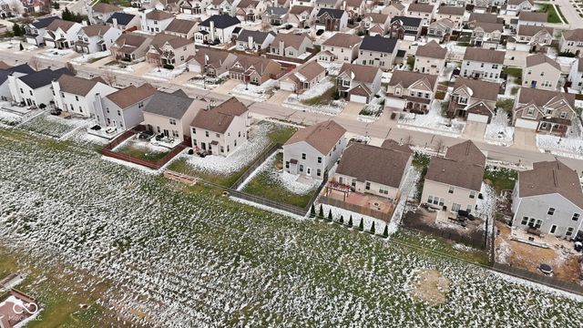 5774 Bluff View Lane, Whitestown, IN 46075