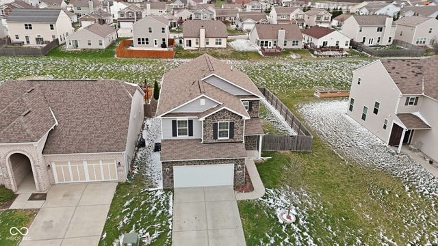 5774 Bluff View Lane, Whitestown, IN 46075