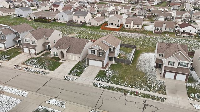 5774 Bluff View Lane, Whitestown, IN 46075