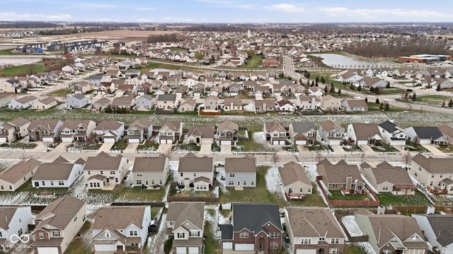 5774 Bluff View Lane, Whitestown, IN 46075