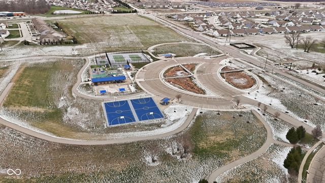 5774 Bluff View Lane, Whitestown, IN 46075