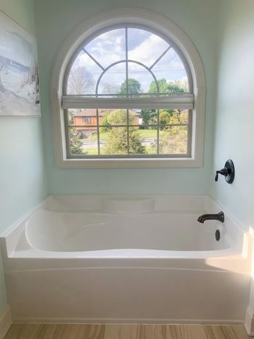 245 Lucca Ln, Upper St Clair, PA 15241