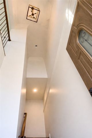 245 Lucca Ln, Upper St Clair, PA 15241