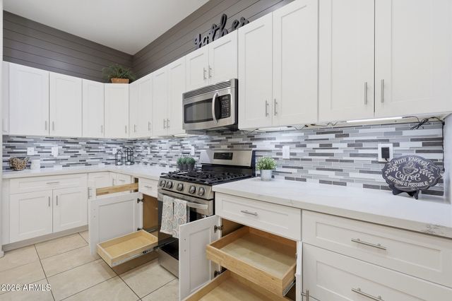 3104 E ISAIAH Avenue, Gilbert, AZ 85298