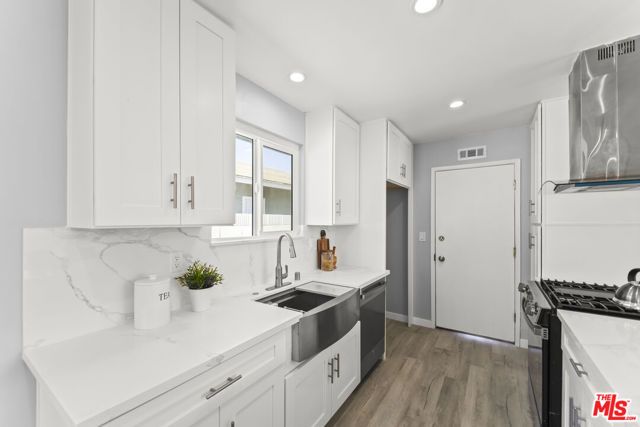509 E Moorehaven Drive, Carson, CA 90746