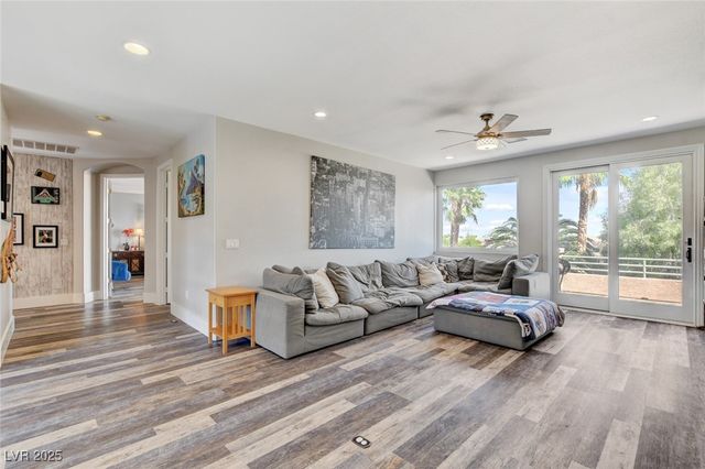 10960 Bethel Park Court, Las Vegas, NV 89141