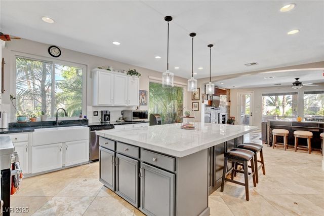 10960 Bethel Park Court, Las Vegas, NV 89141