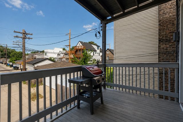 3646 W Wabansia Avenue 2, Chicago, IL 60647